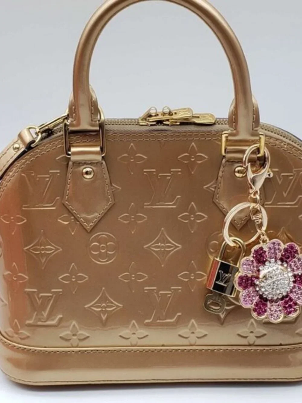Louis Vuitton Gold Padlock 🔒 Key Set Authentic LV w/ Unbranded Flower Keychain